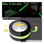 Cinta antideslizante con franja reflectiva 5m - Image 2